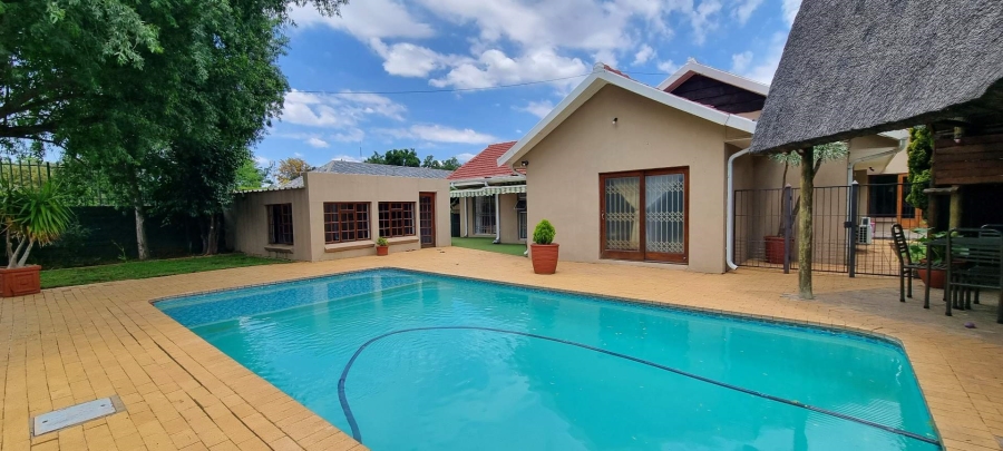 5 Bedroom Property for Sale in Bayswater Free State